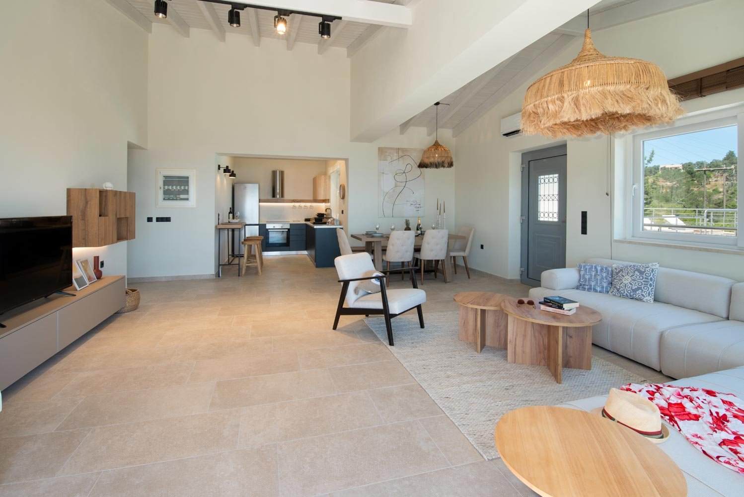 above-blu-villa-paxos-livingroom-03