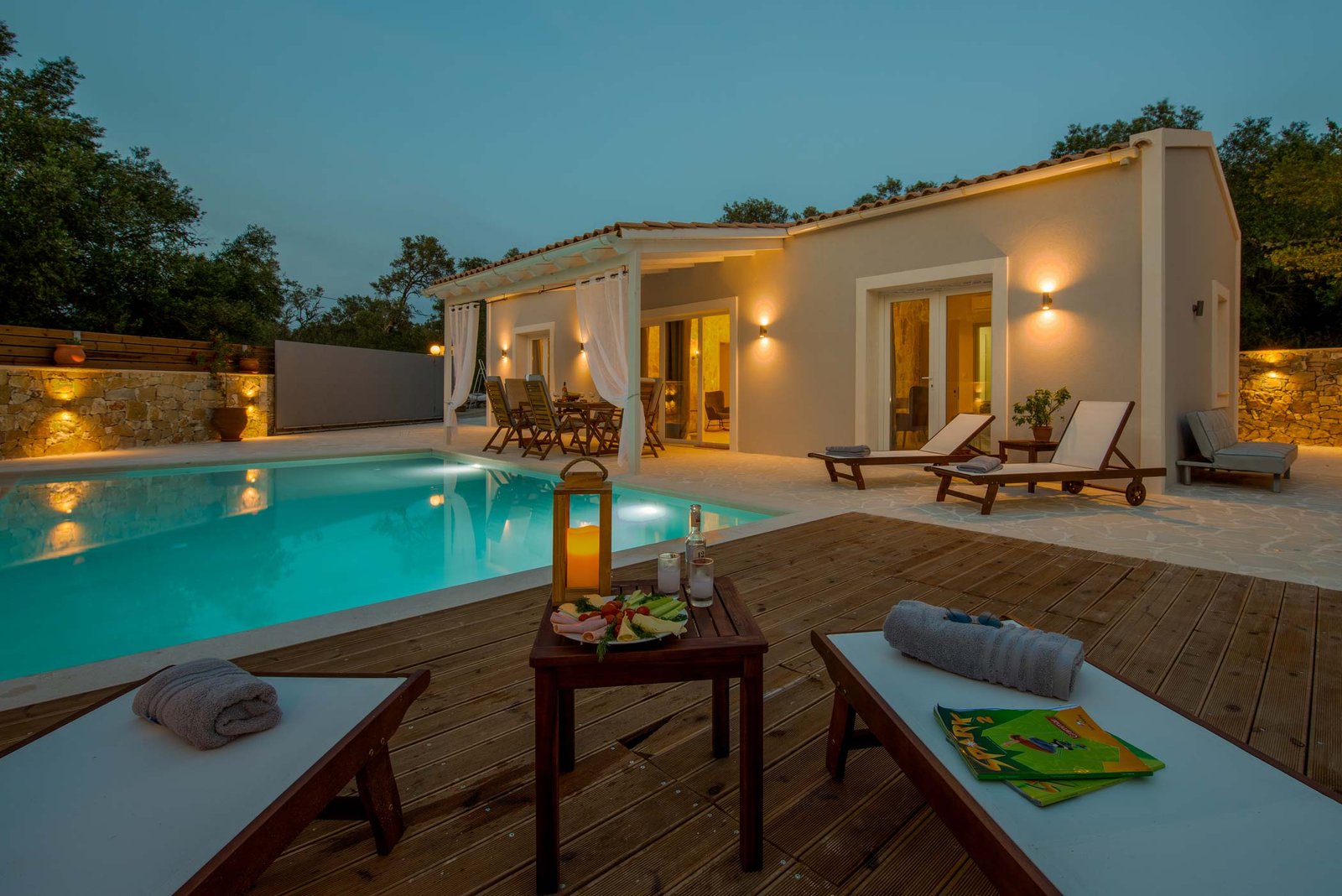 irida-villa-paxos-pool-01