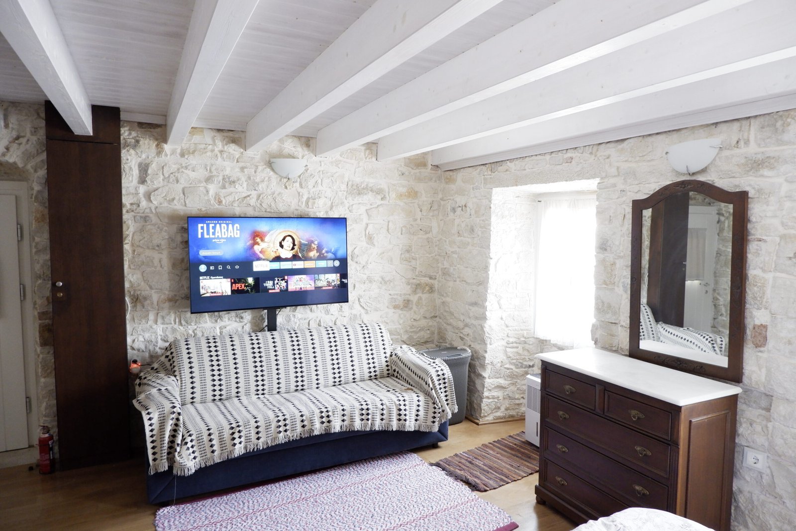 romantica-stone-house-paxos-01