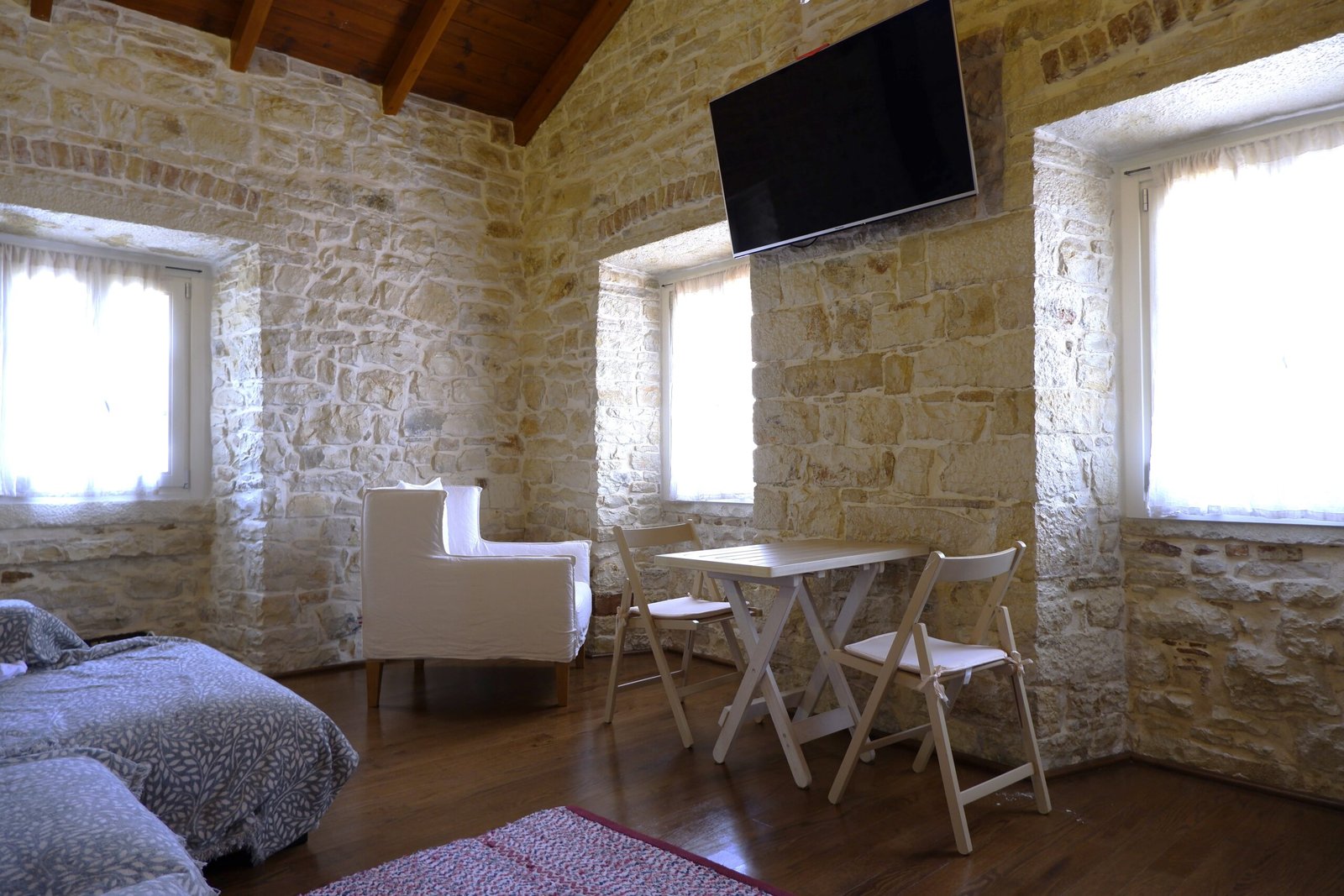 romantica-stone-house-paxos-12