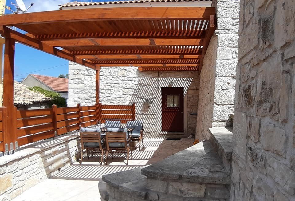 romantica-stone-house-paxos-14