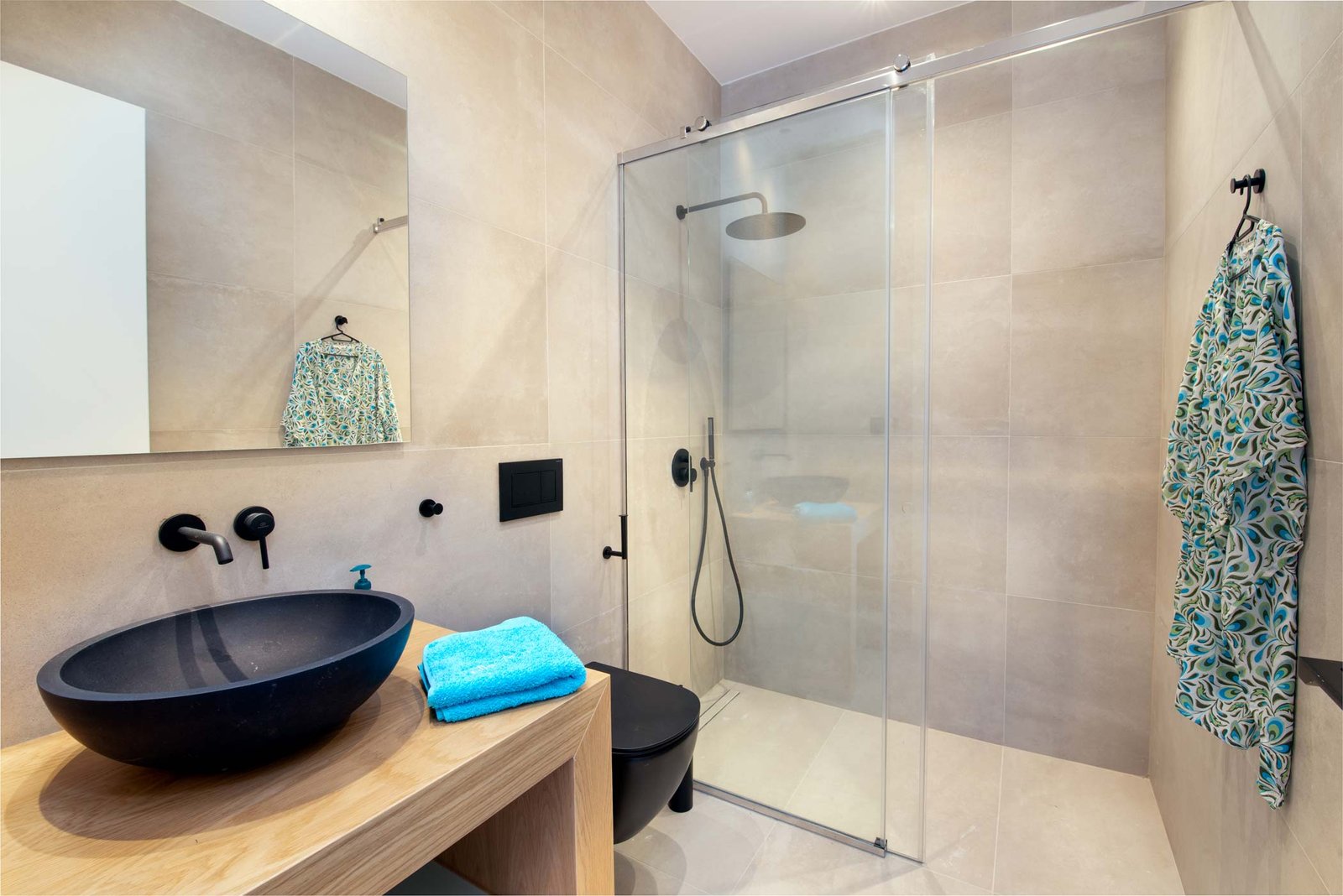 seawhisper-villa-paxos-bathroom-01