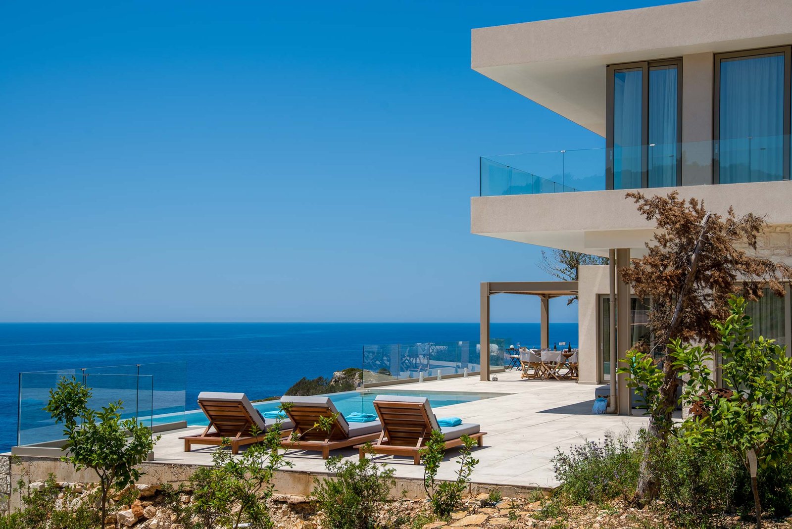 seawhisper-villa-paxos-pool-05