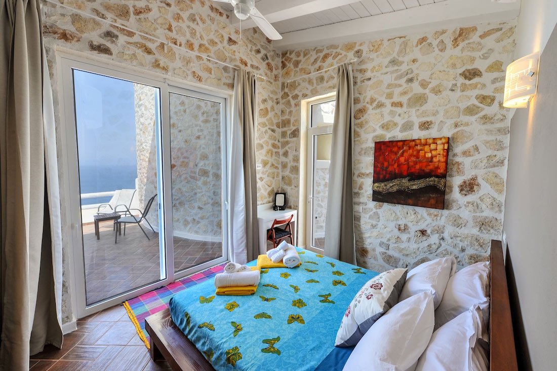 simatan-villa-paxos-bedroom-07