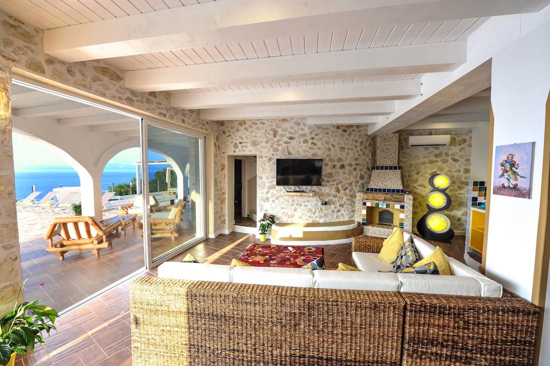 simatan-villa-paxos-livingroom-02