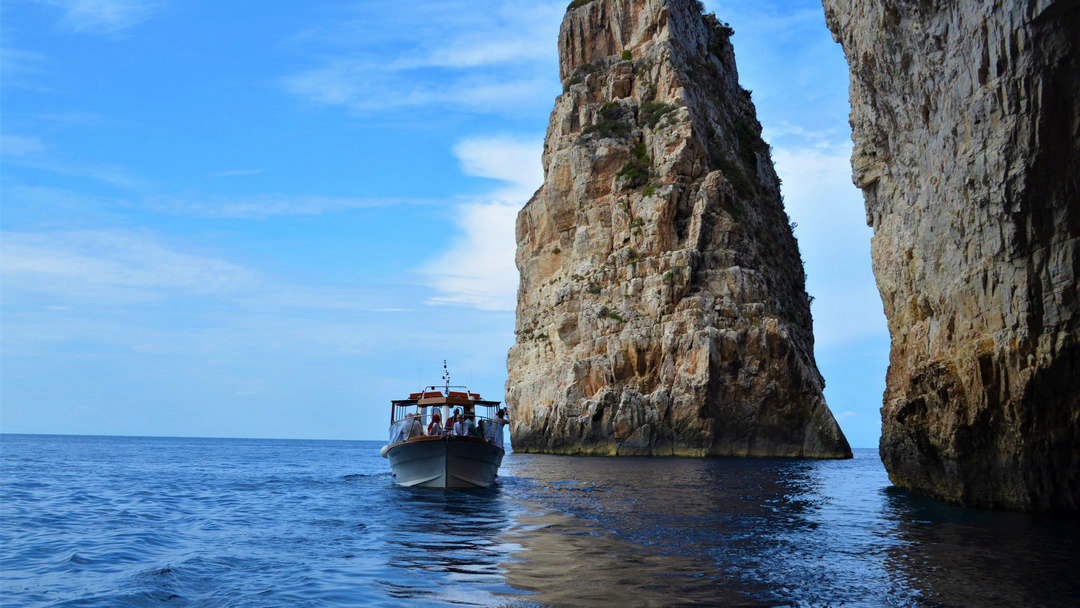 paxos-blue-caves-antipaxos-2